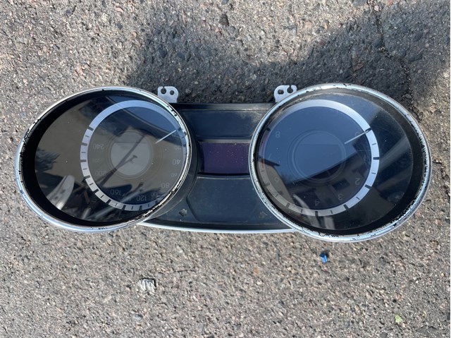 Приборная доска 940233S220 HYUNDAI