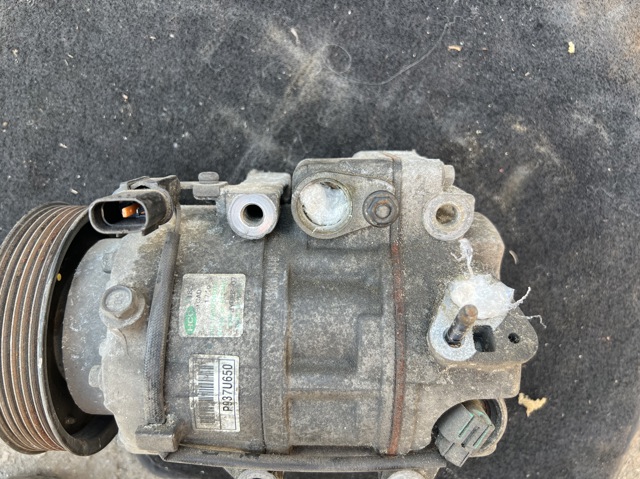 HYUNDAI 977011U650 Компрессор кондиционера в наличии Украина