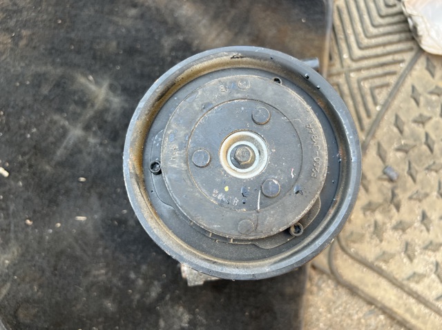 HYUNDAI 977011U650 Компрессор кондиционера в наличии Львов
