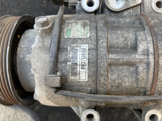 Насос кондиционера 977011U650 HYUNDAI