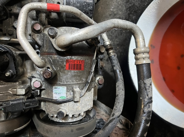 Компрессор кондиционера 97701A5501 HYUNDAI