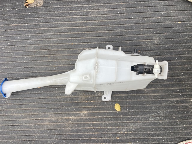 Бачок омывателя стекла 98610C5900 HYUNDAI