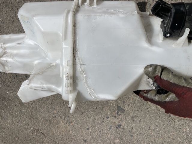 HYUNDAI 98610S2000 Бачок омывателя в наличии Ирпень