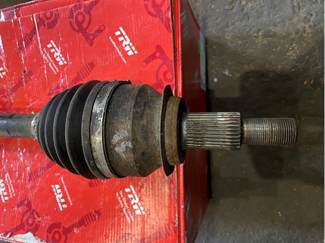 MAZDA FTB62560X Левая полуось в наличии Павлоград