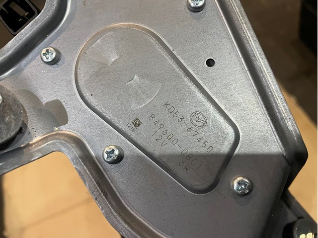 Стеклоочиститель двери задка KD5367450 MAZDA