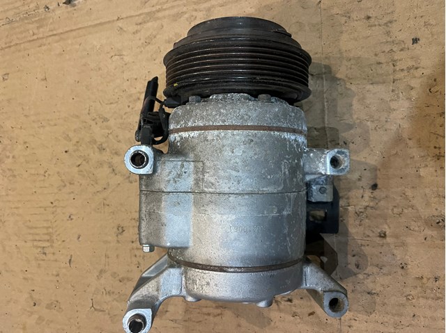 Компрессор системы кондиционирования KF0161450 MAZDA