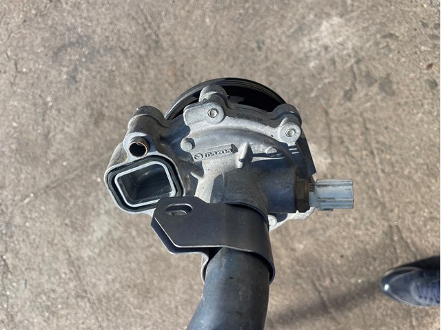 MAZDA PEDD15010A Помпа в наличии Чернигов