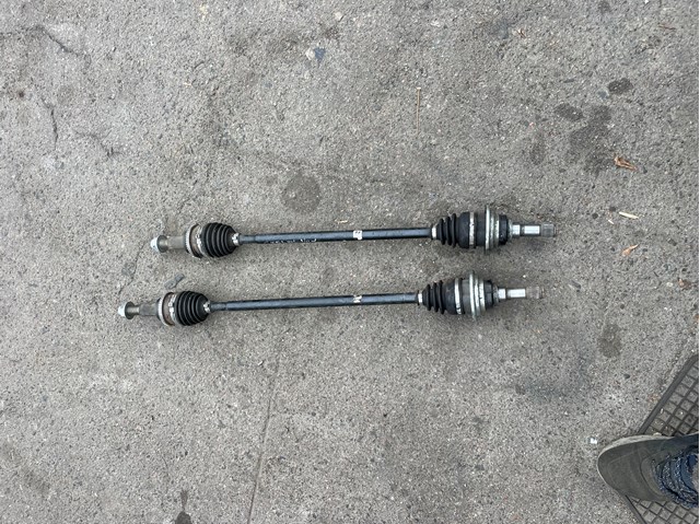 MAZDA RTA62560X Полуось задняя левая в наличии Ужгород