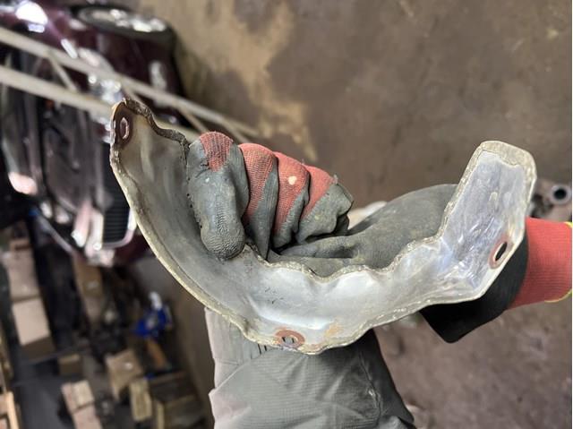 Крышка выпускного коллектора 03L129969A VAG