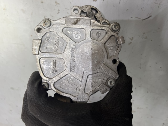 Механический вакуумный насос Фольксваген Мультиван T5