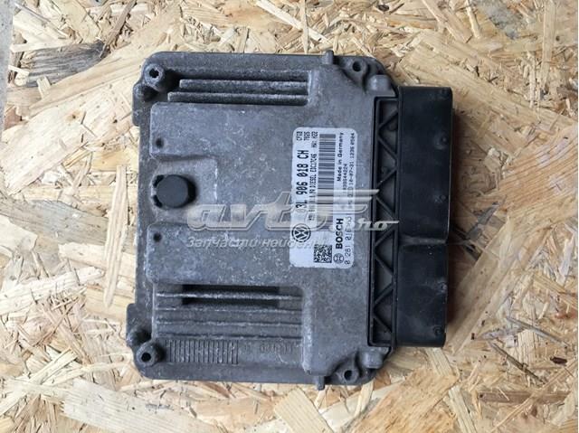 Компьютер двигателя 03L906018CH VAG