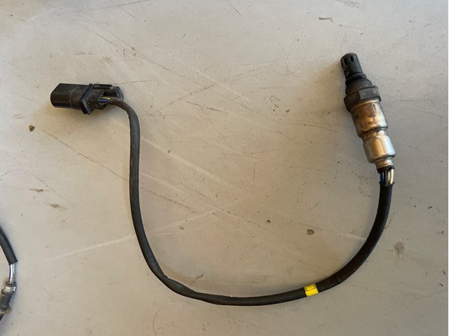 Лямбда зонд после катализатора 03L906262D VAG