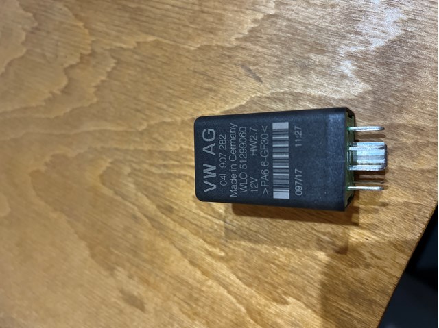 Реле свечей накаливания Фольксваген Гольф ALLTRACK VII