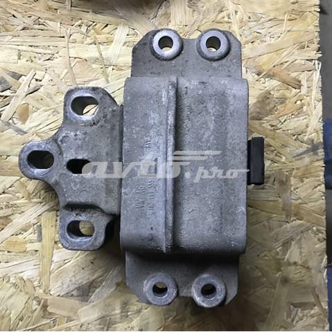 Левая опора двигателя Skoda Octavia 2 A5