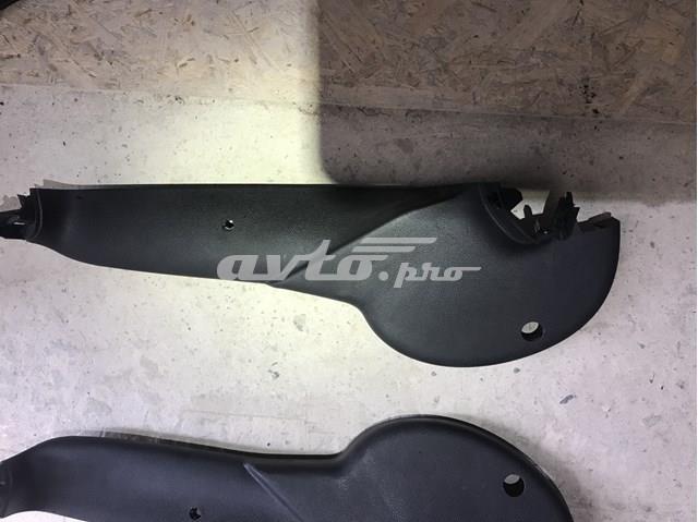 Облицовка багажника пятой двери 3T5867608 VAG
