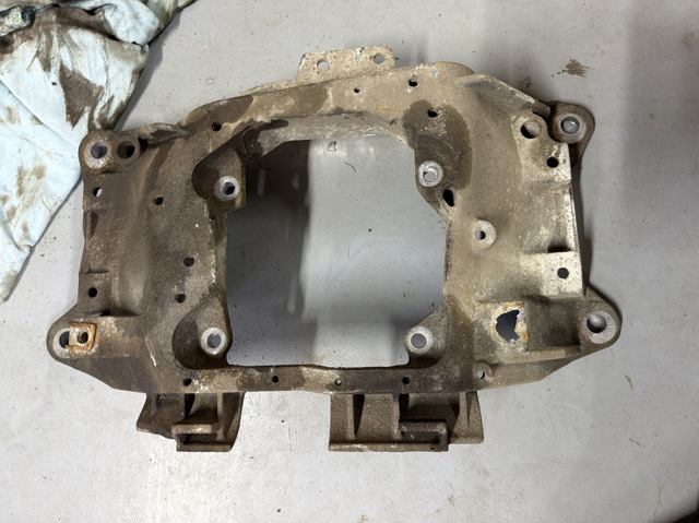 Крепление кпп 4G0399263R VAG
