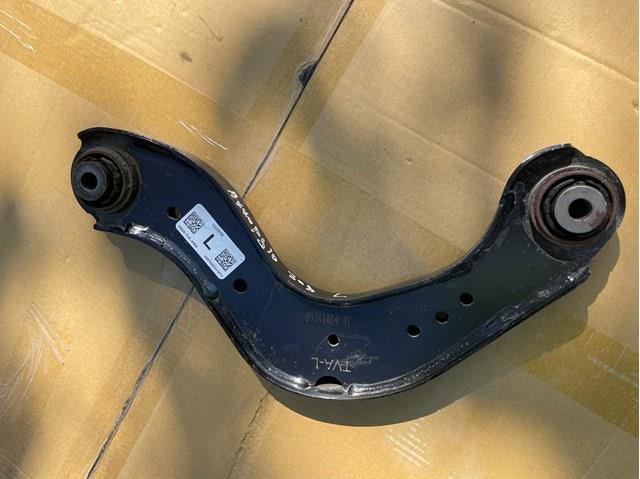 Рычаг задней подвески верхний, левый 52520TVAA00 HONDA