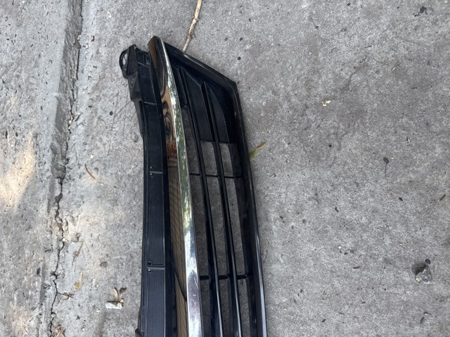 5310133510 TOYOTA Решетка радиатора купить в Каменское
