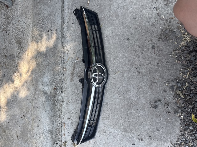 Решетка радиатора 5310133510 TOYOTA