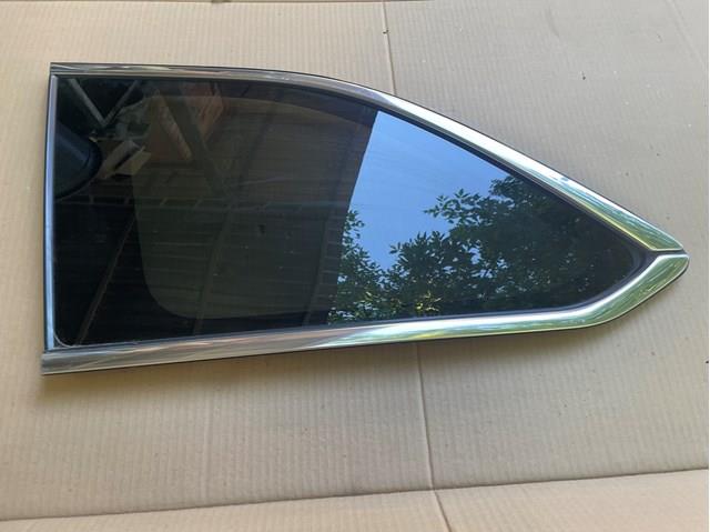 Стекло багажника, левое 627200E150 TOYOTA