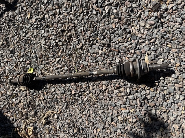Полуось задняя, правая RTA62550X MAZDA