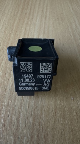 Датчик Айрбег передний 5Q0959651B VAG