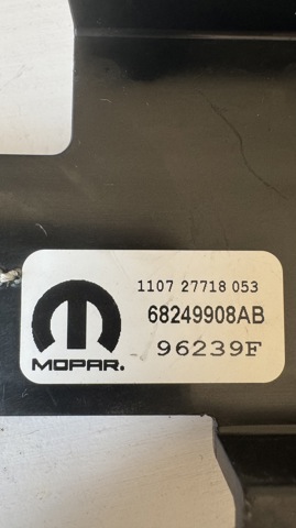 CHRYSLER 68249908AB в наличии Запорожье