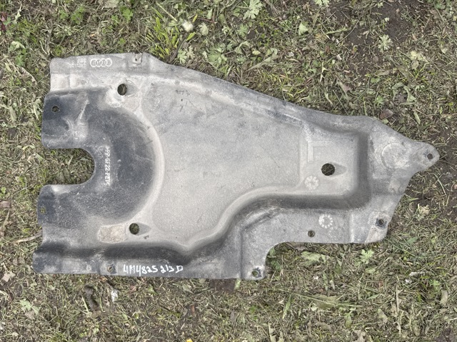 Защита днища, левая 4M4825213D VAG