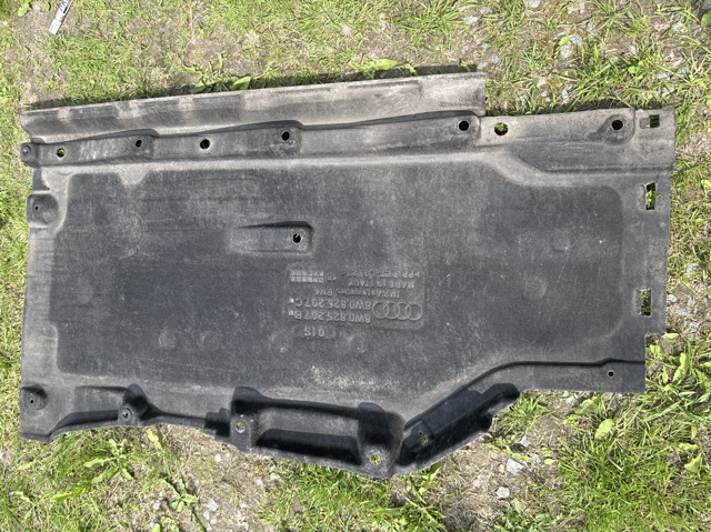 VAG 8W0825207C Защита днища левая в наличии Ровно