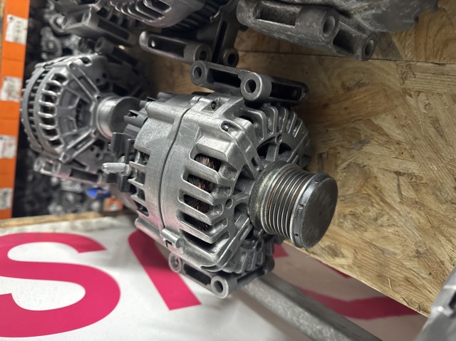 MERCEDES A0009068201 Генератор в наличии Каменское