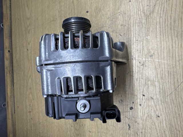 FG23S032 VALEO Генератор купить в Запорожье