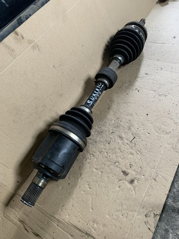 Левая полуось 495002W600 HYUNDAI