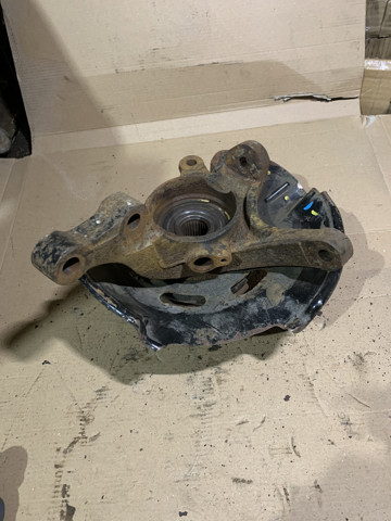 HYUNDAI 51715A7000 Цапфа передняя левая в наличии Львов