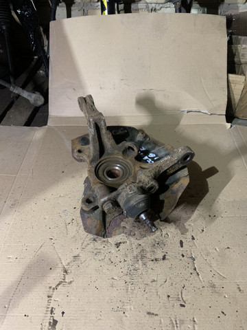 Кулак поворотный передний правый 517161E100 HYUNDAI