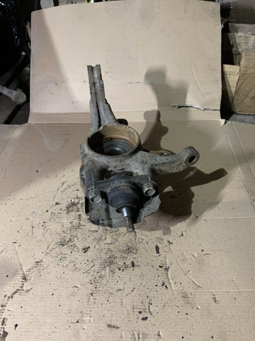 517161M100 Цапфа передняя правая купить Чернигов