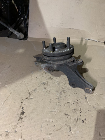 Кулак поворотный передний правый 517162G101 HYUNDAI