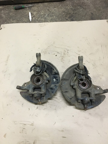 Цапфа поворотного кулака 517162H100 HYUNDAI