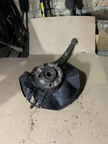 HYUNDAI 517163K550 Цапфа передняя правая в наличии Тернополь