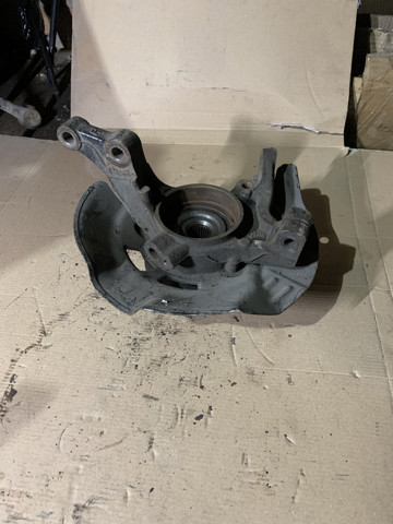 HYUNDAI 517163X001 Цапфа передняя правая в наличии Запорожье
