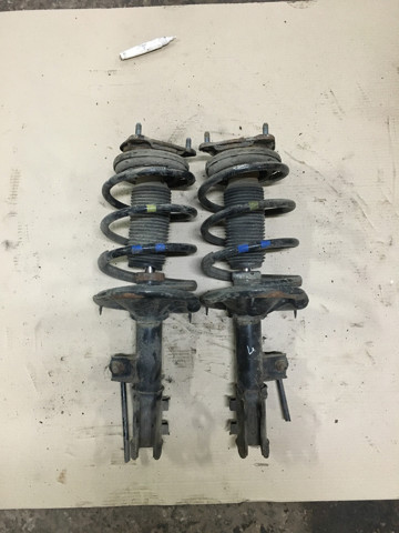 Пружина передней подвески 546302H100 HYUNDAI