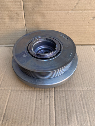 Шкив коленвала 9888452 BMW