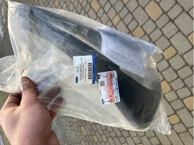 1367287 FORD Задние брызговики купить в Чернигов