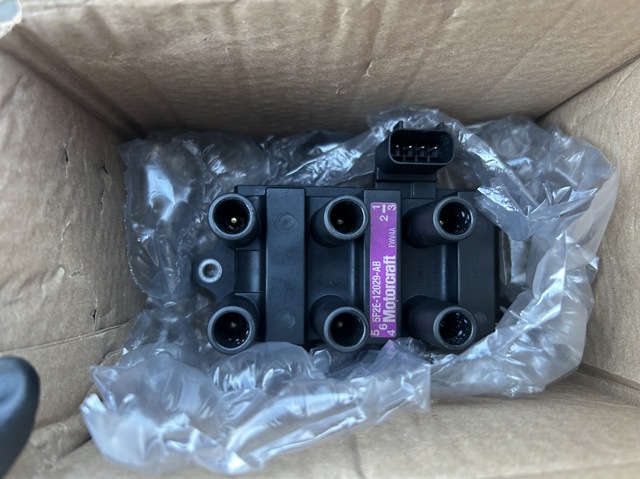 5008190 FORD Катушка зажигания купить в Житомир
