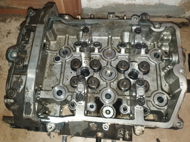 Головка блока цилиндров (ГБЦ), левая 11063AB611 SUBARU