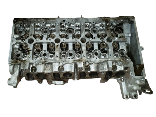 Головка блока в сборе c распредвалами 11127810463 BMW