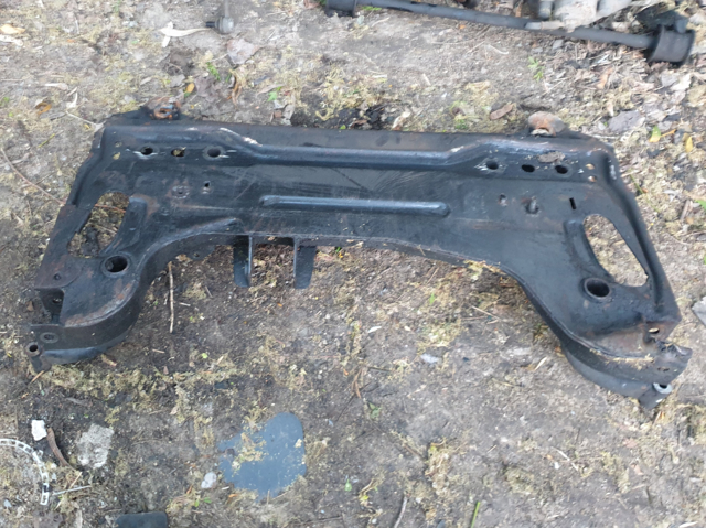 Крабобалка передней подвески 1361099 FORD