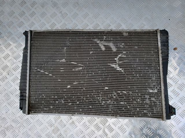 Радиатор водяной 17118623369 BMW
