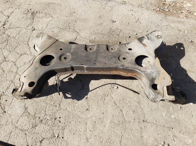 Крабобалка передней подвески 1761690 FORD