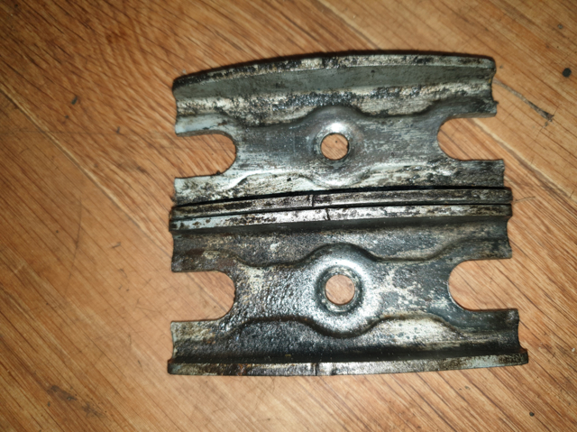 Держатель форсунки дизельной 1842766 FORD