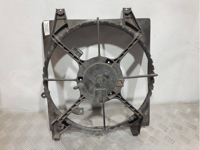 Дифузор радіатора охолодження двигуна лівий hyundai santafe 2006-2012 253502B000